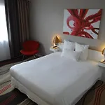 Campanile Nord - Barberey Hotell 3*
