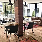 Campanile Nord - Barberey 3* Troyes