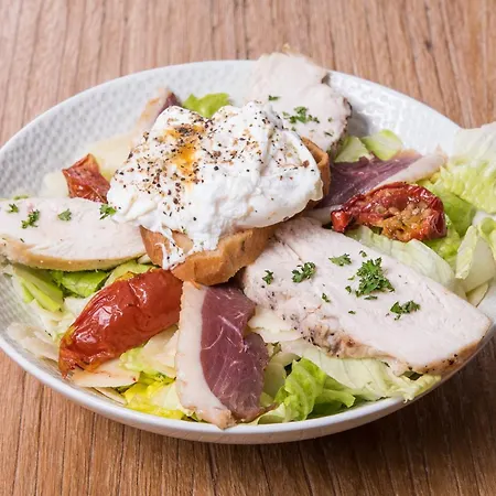 Szálloda Campanile Nord - Barberey 3*