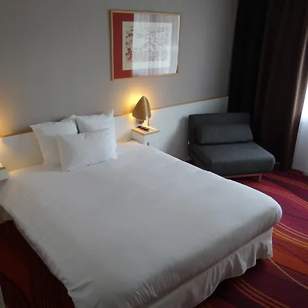 Golden Tulip Troyes