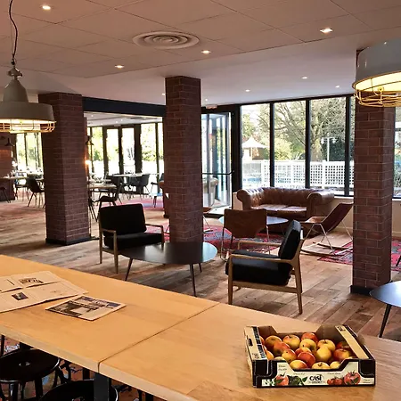 Szálloda Campanile Nord - Barberey