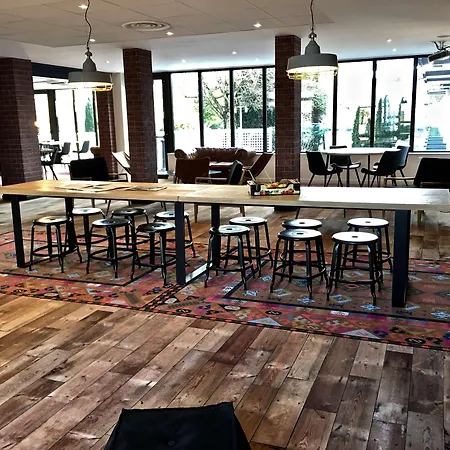 Campanile Nord - Barberey Hotel 3*