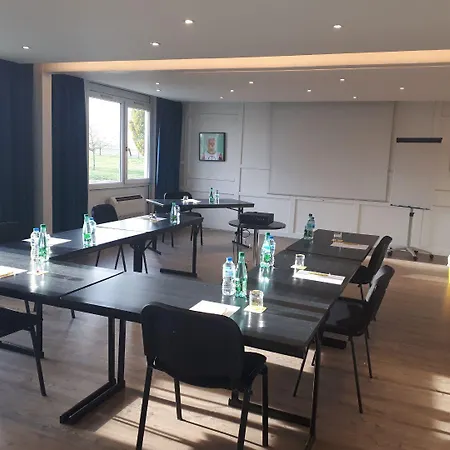 Szálloda Campanile Nord - Barberey 3*