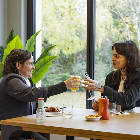 Szálloda Campanile Nord - Barberey 3*