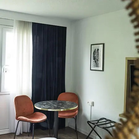 Hotel Campanile Nord - Barberey 3*