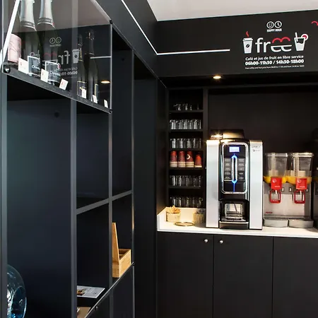 Campanile Prime - Nord Barberey 酒店 3*