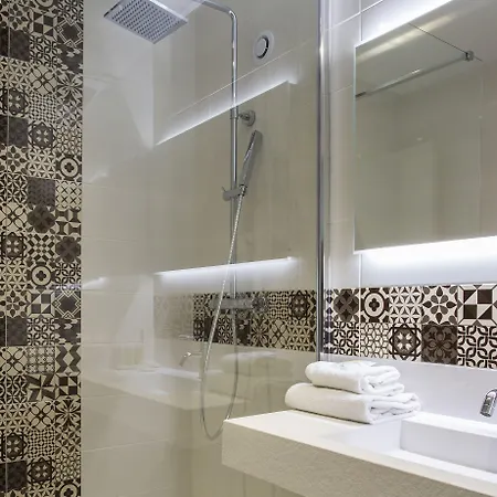 Campanile Prime - Nord Barberey Hotel 3*