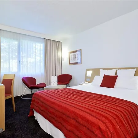 Campanile Nord - Barberey 3*