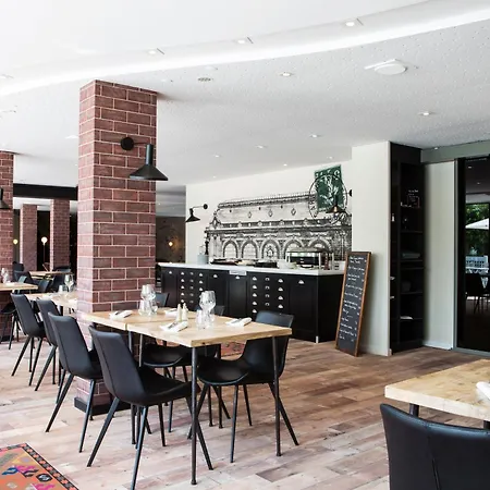 Szálloda Campanile Nord - Barberey Troyes