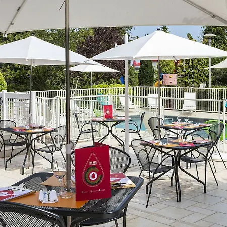 ホテル Campanile Prime - Nord Barberey 3*