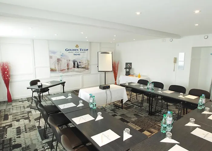 Campanile Nord - Barberey 3*