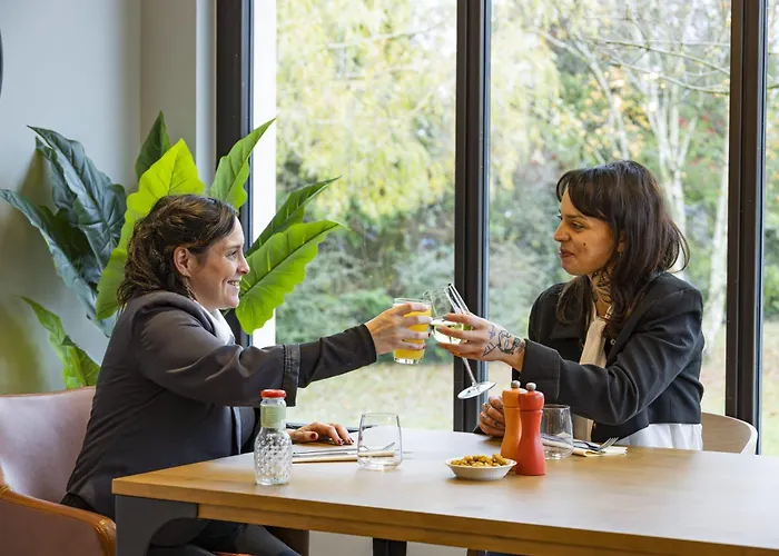 Hotel Campanile Nord - Barberey 3*