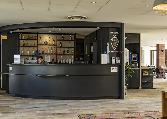 Campanile Nord - Barberey 3*