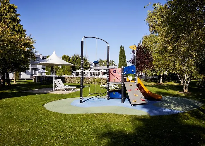 Hotel Campanile Nord - Barberey 3*